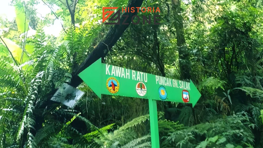 Gunung Salak: Dari Kejadian Aneh hingga Kecelakaan Tragis