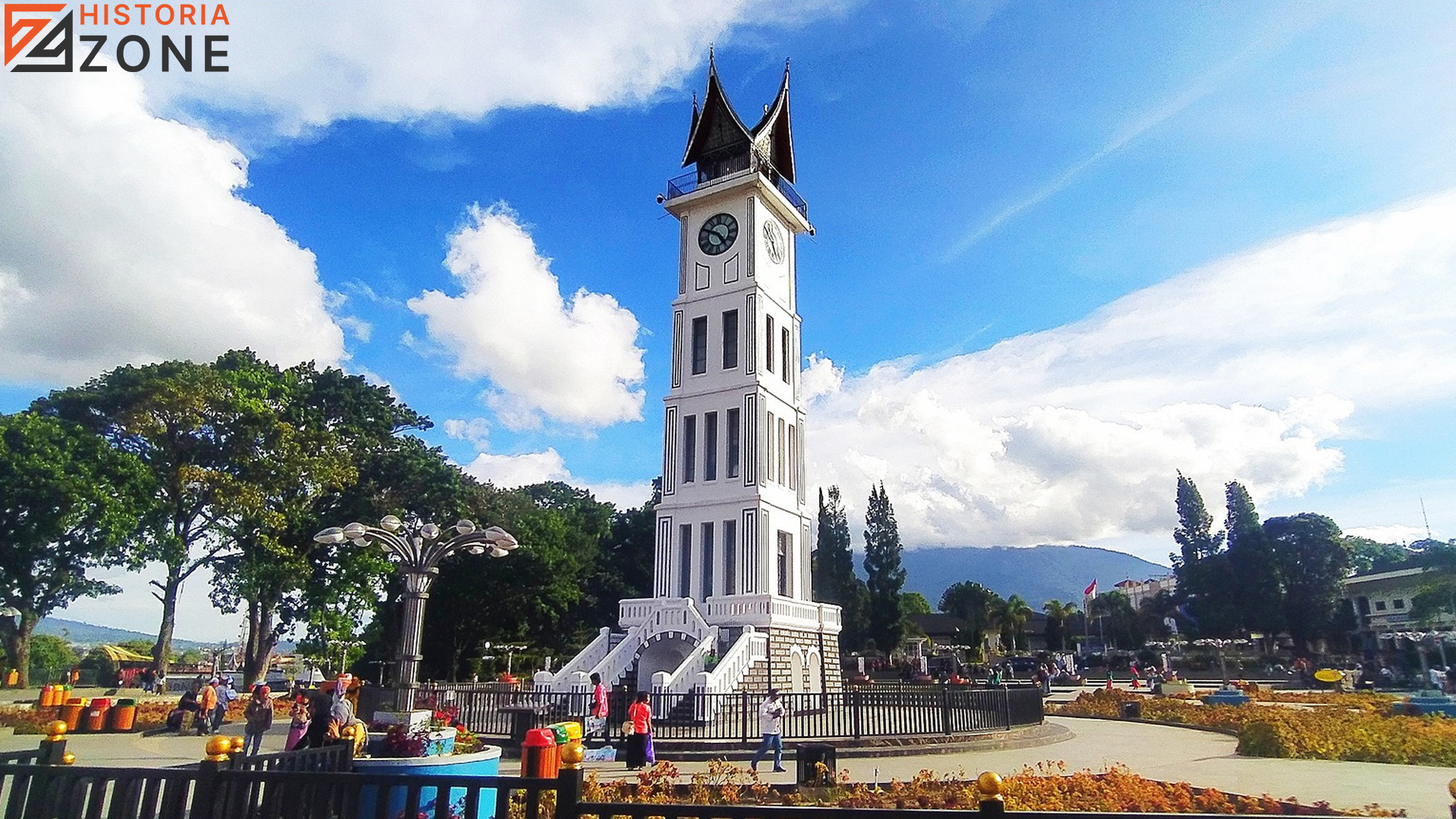 Jam Gadang: Sebuah Landmark Sejarah yang Menyimpan Cerita