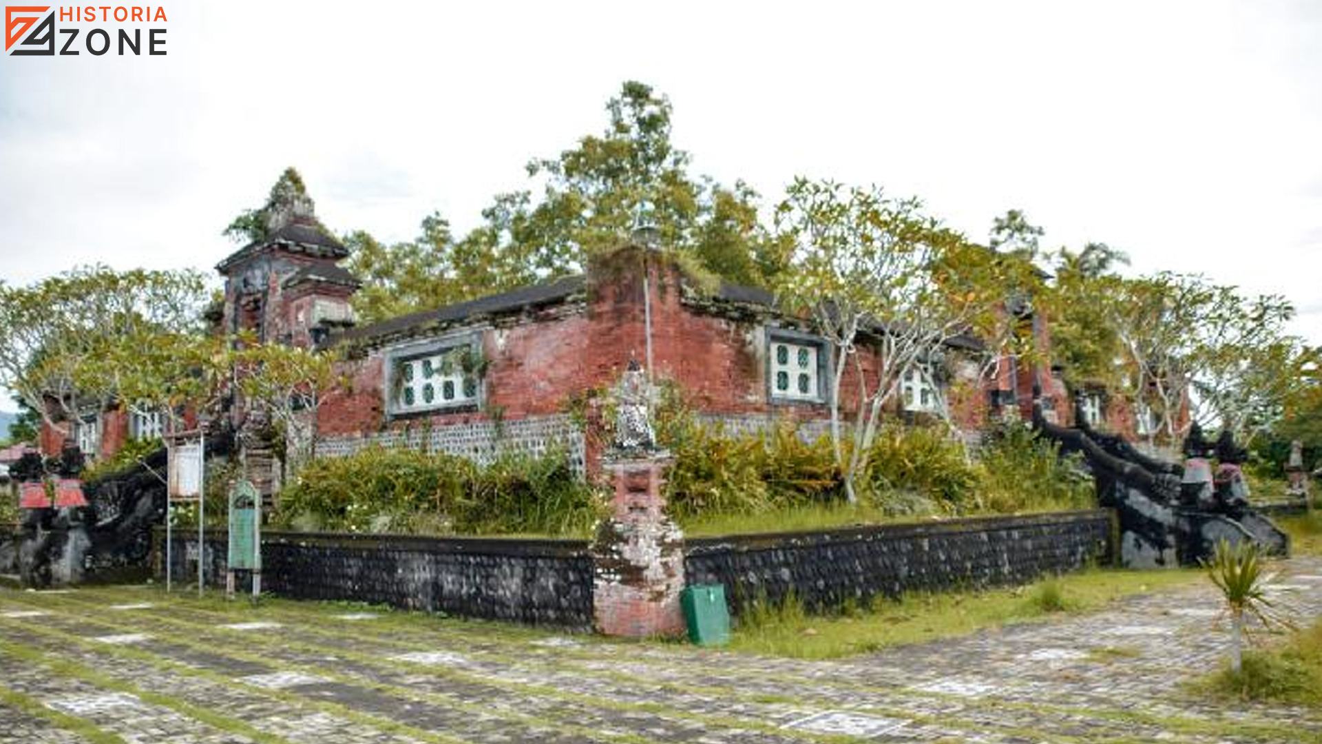 Jejak Sejarah Taman Narmada: Simbol Budaya dan Spiritual Bali