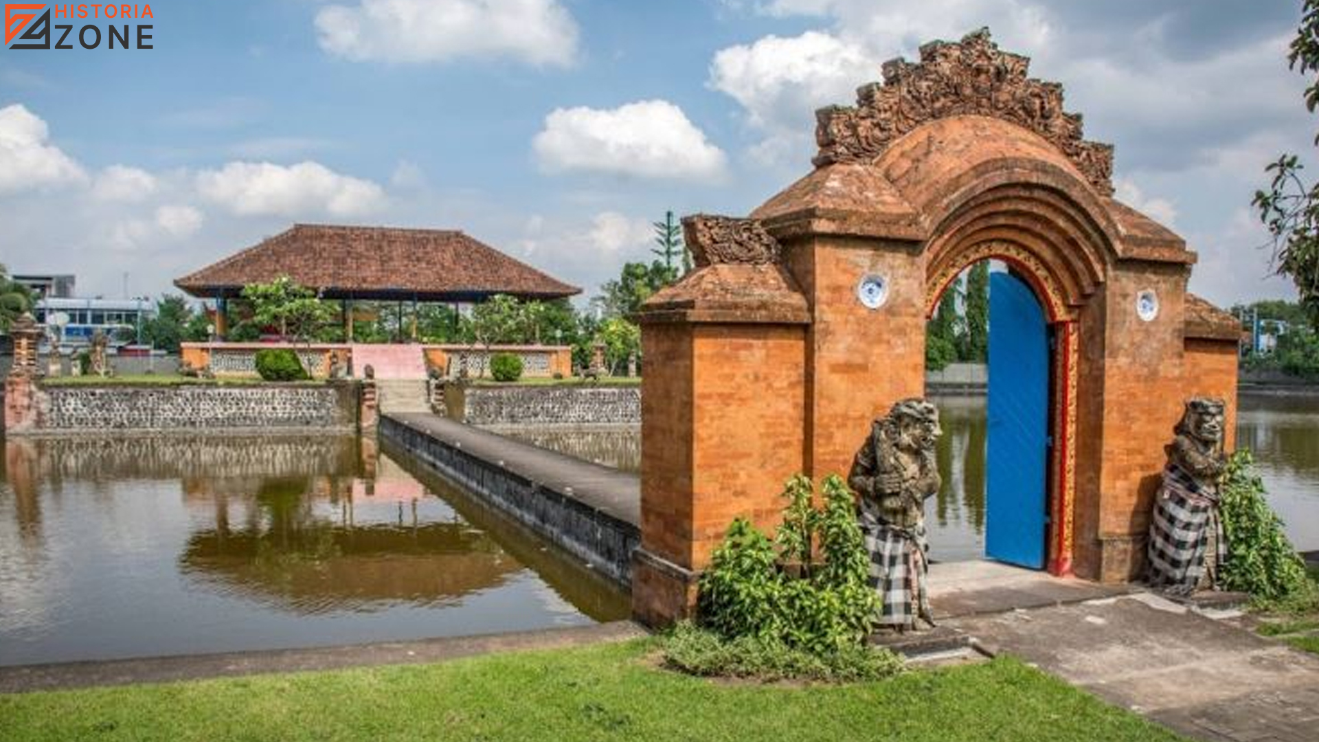 Sejarah Taman Mayura Lombok: Simbol Kemegahan Lampau